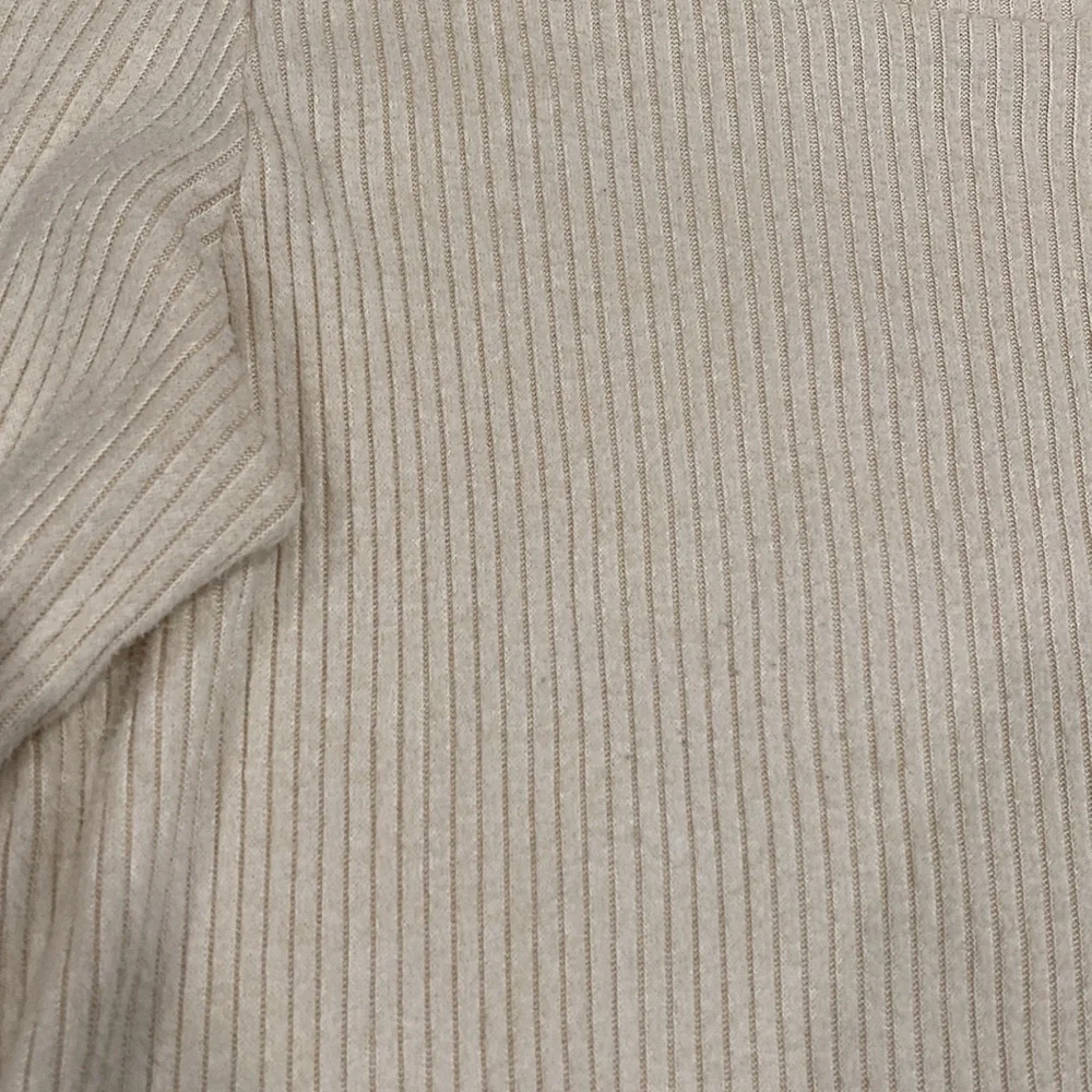 American Eagle Cropped Cream Ribbed Top - Picture 4 of 6